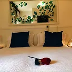 Le Petit Hotel 3*
