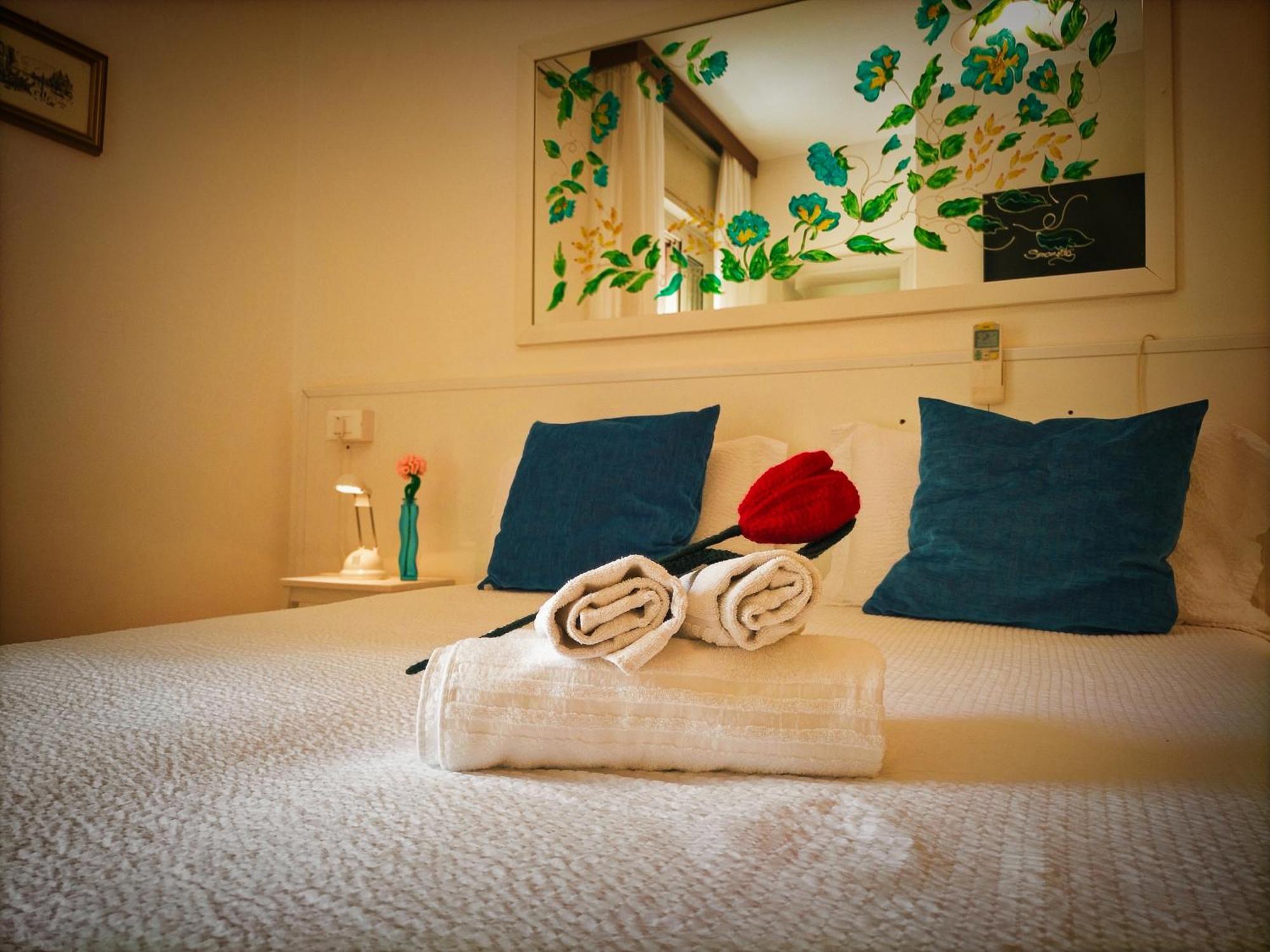 Le Petit Hotel