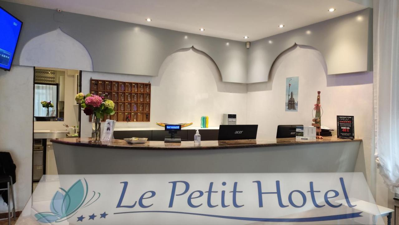 Le Petit Hotel 3*